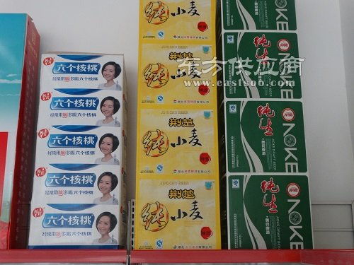 探尋山東廣告箱生產(chǎn)翹楚 日照宏威塑膠，引領(lǐng)廣告制作新潮流